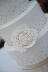 White wedding cake Gran Canaria (1)