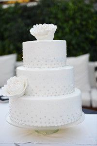 White wedding cake Gran Canaria (2)